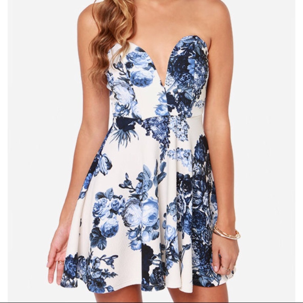Lulus Floral dress